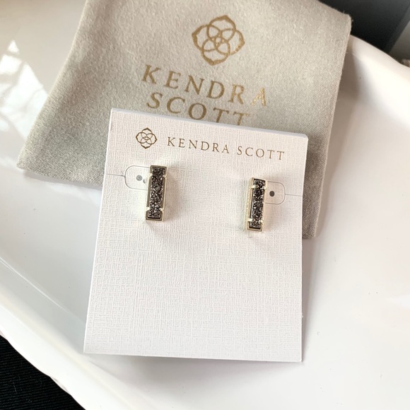 Kendra Scott Jewelry - NWT Kendra Scott 14k gold plated drusy earrings